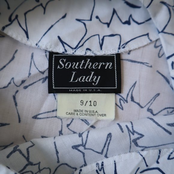 Vintage Southern Lady Botanical Print White and Blue Midi Dress - Picture 11 of 12